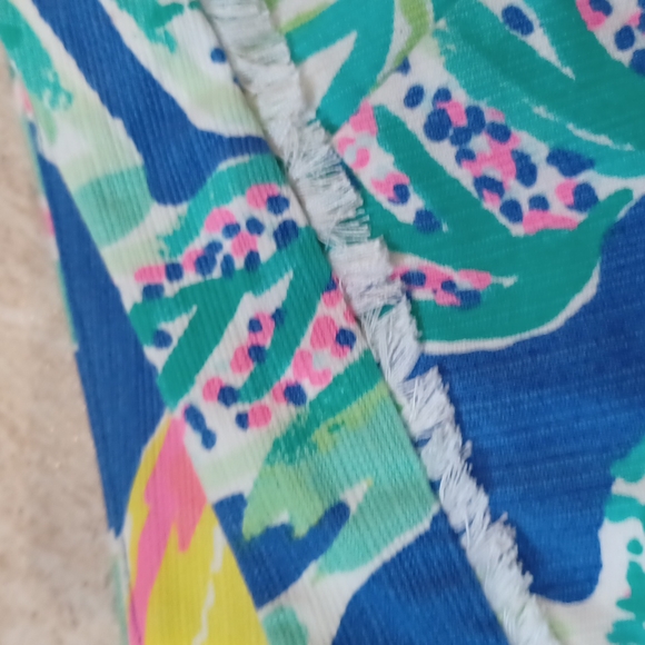 Lilly Pulitzer Shorts - Picture 3 of 8